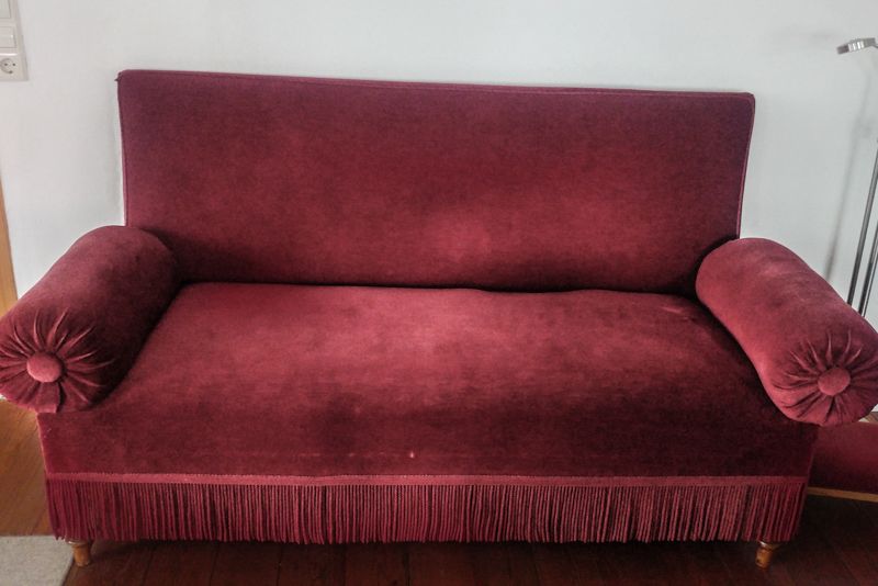 Gründerzeit Sofa, vorher