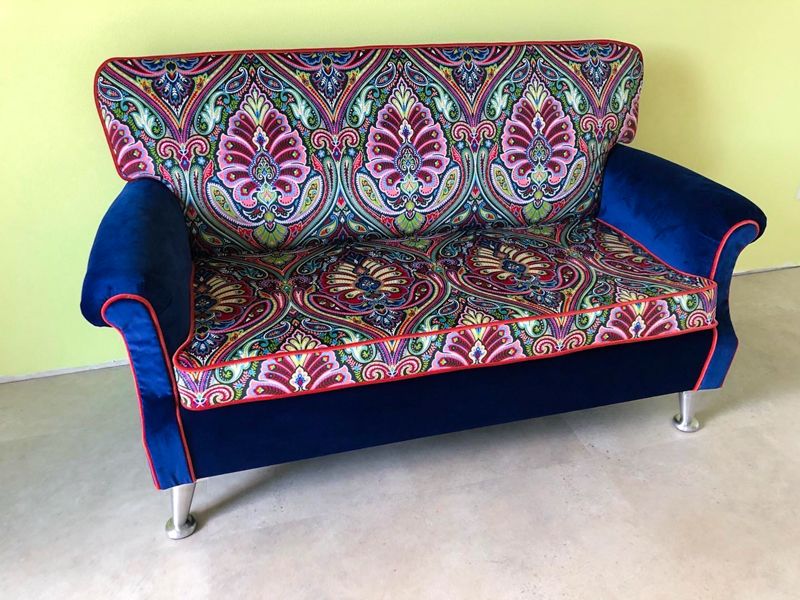 Sofa ehemals Sessel, fertig gepolstert